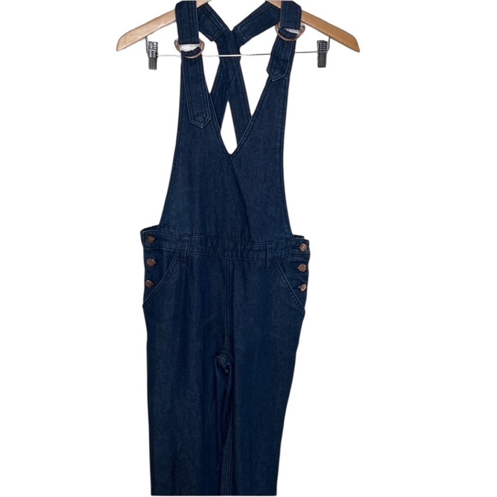 91: LTD Dark Denim V-Neck Overalls Women Size 4 BLEMISH